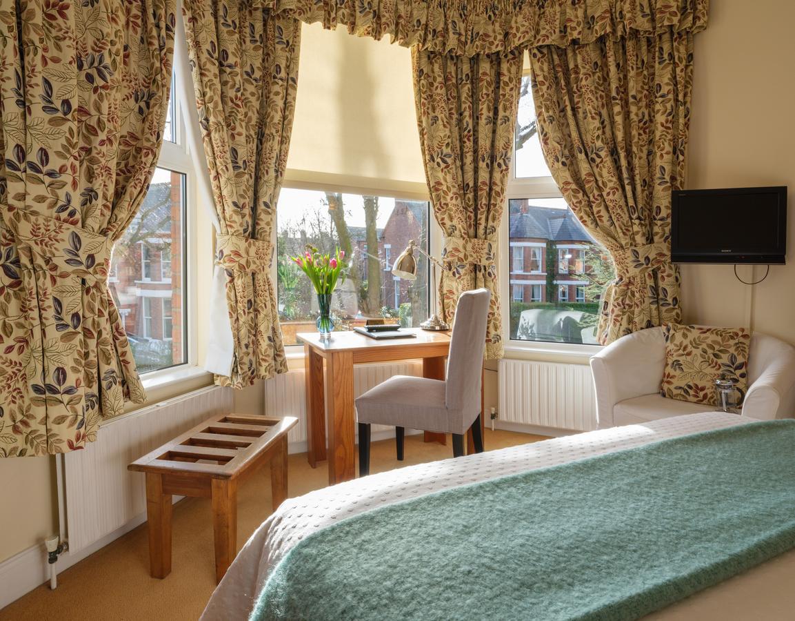 ホテル Roseleigh House ベルファスト エクステリア 写真